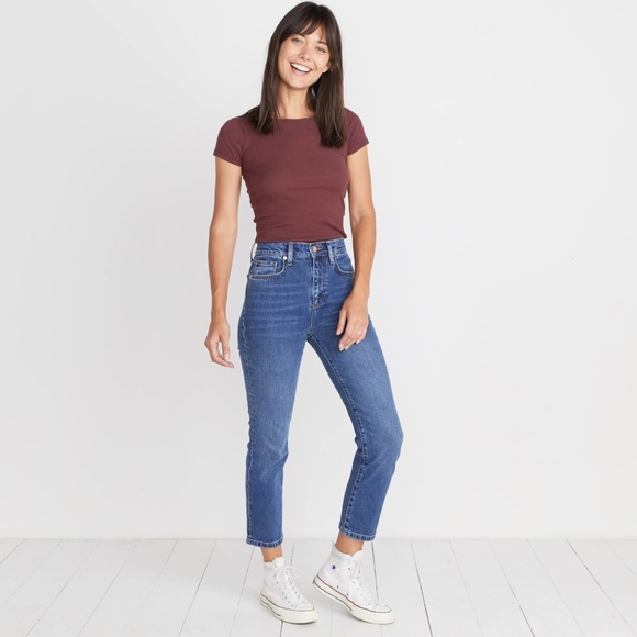 Marine Layer Vintage Straight Jean in Medium Wash - Picture 4 of 4